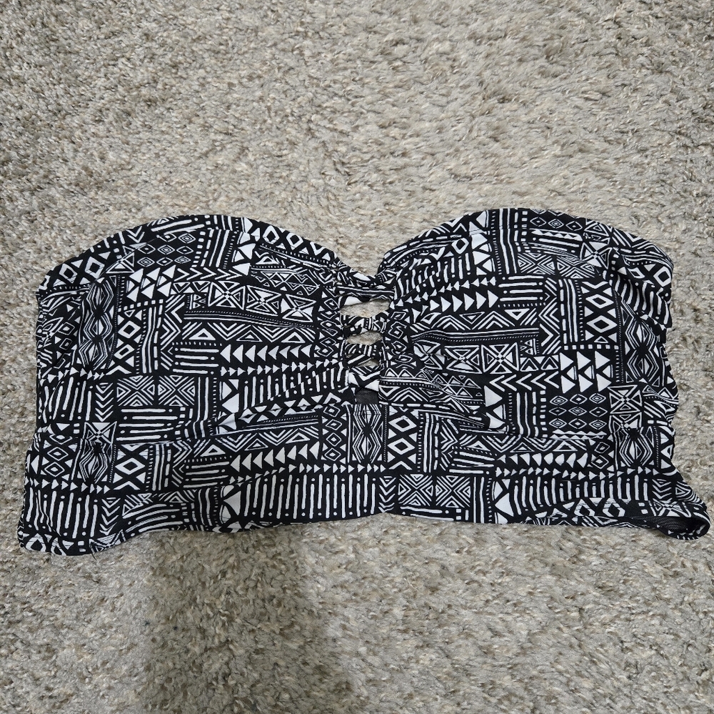 Torrid 1X Tribal Top